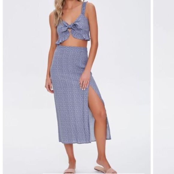 Forever 21 Ornate Print Skirt - Picture 1 of 8